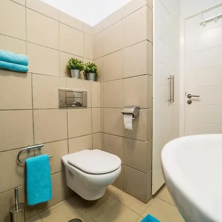 Apartment Casa Medano 8, 9 Or 15, Spectacular First Row Oceanside. First Block With Private Parking And Boardstorage El Médano